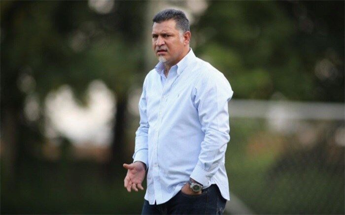 هدیه علی دایی به هوادار پرسپولیس+عکس