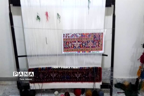 کارگاه و آموزشگاه فرش دستبافت و صنایع دستی و سنتی در ملارد