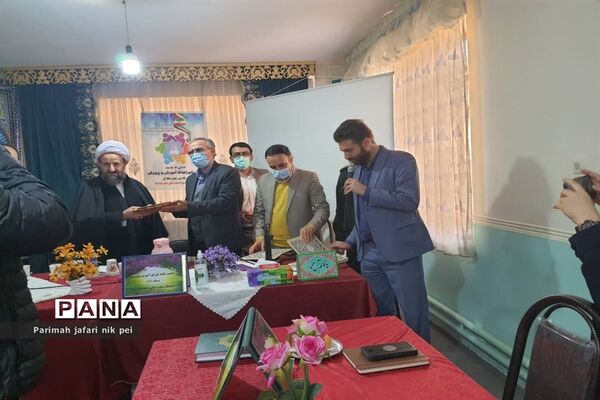 برگزاری جلسه شورای آموزش و پرورش در شهرستان قرچک