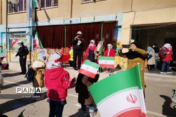 آموزش فرهنگ ترافیک در مدارس پاکدشت