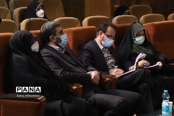 نشست توانمندسازی مربیان و اعضای کمیته‌های پیشگیری و فوریت‌های روانی-اجتماعی مناطق شهر تهران