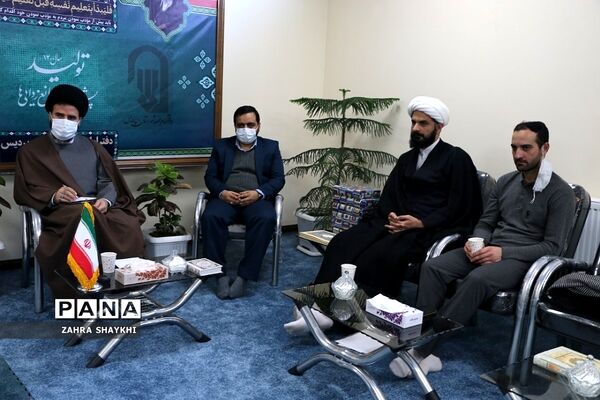تقدیر از حافظان، قاریان قرآن و فعالان نمازدر شهرستان پردیس