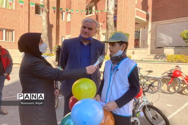 پیشتازان منطقه یک پیشتاز برای هوای پاک