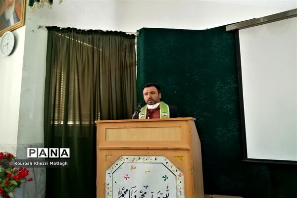 آماده‌سازی دانش‌آموزان منتخب المپیاد رویش برای مرحله استانی در شهرستان کازرون