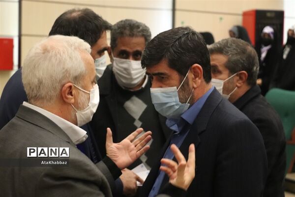 اولین جشنواره 18به همراه تجلیل از مادران شهدا و مدافعان سلامت