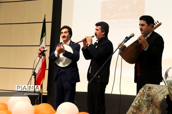 اولین جشنواره 18به همراه تجلیل از مادران شهدا و مدافعان سلامت