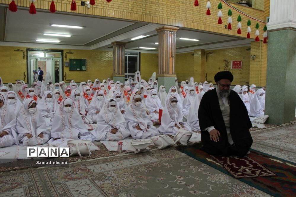 جشن تکلیف دانش‌آموزان پیشتاز شهرستان بویراحمد
