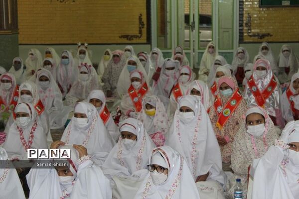 جشن تکلیف دانش‌آموزان پیشتاز شهرستان بویراحمد