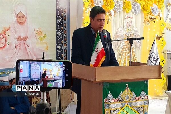 جشن تکلیف ویژه دانش آموزان دختر پایه سوم ابتدایی شهرستان کلات
