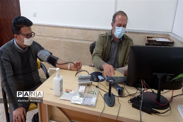 اهدای خون، توسط کارکنان اداره آموزش و پرورش کاشمر