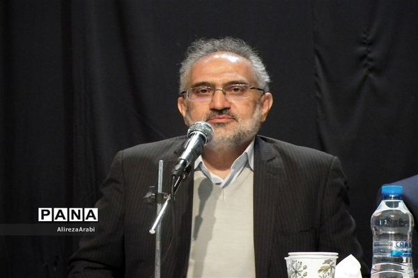 برگزاری جلسه هم‌اندیشی نخبگان با حضور معاون پارلمانی رئیس جمهور