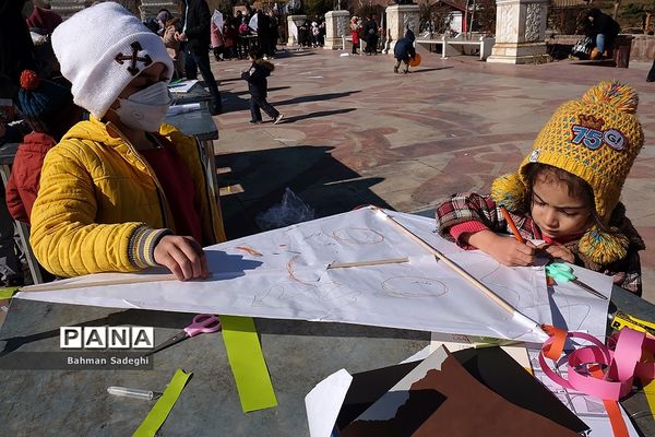 جشنواره بادبادک باز