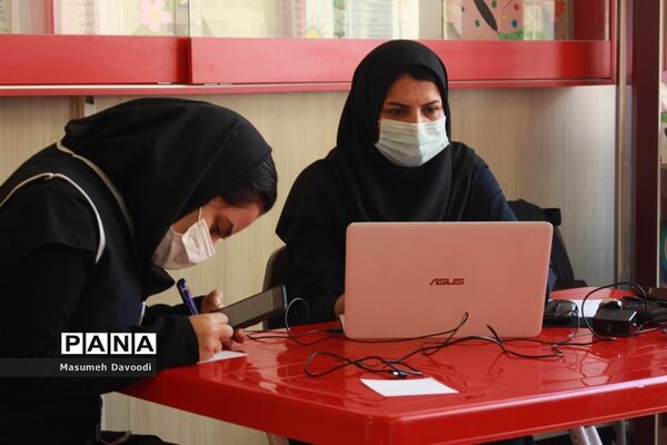 بازدید مدیرکل آموزش و پرورش فارس از محل داوری هفتمین دوره مسابقات استانی المپیاد رویش