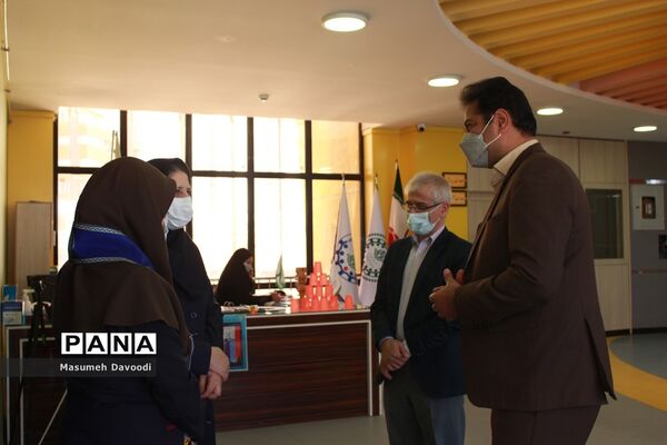 بازدید مدیرکل آموزش و پرورش فارس از محل داوری هفتمین دوره مسابقات استانی المپیاد رویش