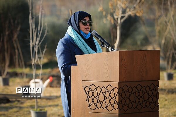 مراسم درختکاری در پارک پردیسان