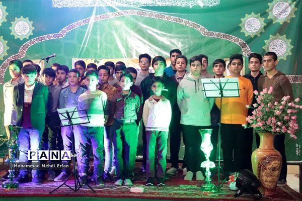 برگزاری جشن میلاد حضرت فاطمه زهرا(س) در آباده