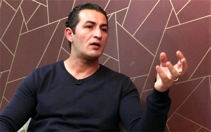 باید لیگ برتر را چند سال تعطیل کنند