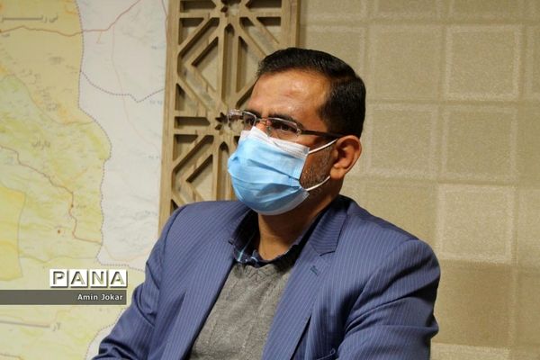 نشست هم‌اندیشی کمیته دانش‌آموزی و فرهنگیان ستاد دهه فجر استان فارس