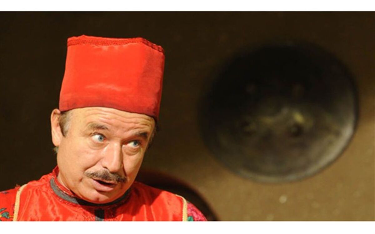 جواد انصافی مهمان برنامه تلویزیونی «سرنا»/سرنا به «موسیقی مکتب تهران» می پردازد