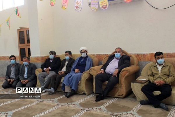 تجلیل از بانوان شاغل در اداره آموزش و پرورش شهرستان بوشهر