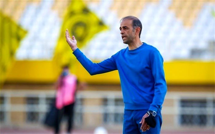 باشگاه سپاهان جدایی محرم نوید کیا را تکذیب کرد