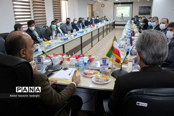 نشست هم‌اندیشی کارشناسان امور اداری آموزش و پرورش شهرستان‌ها و مناطق استان بوشهر
