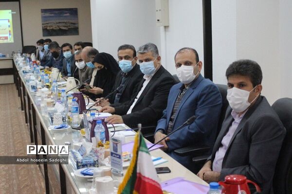 نشست هم‌اندیشی کارشناسان امور اداری آموزش و پرورش شهرستان‌ها و مناطق استان بوشهر