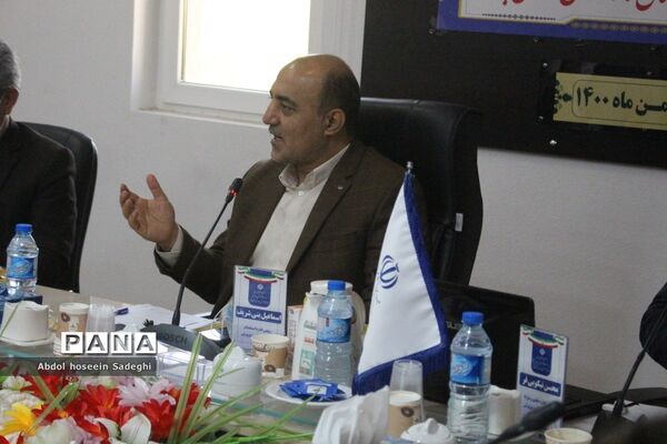 نشست هم‌اندیشی کارشناسان امور اداری آموزش و پرورش شهرستان‌ها و مناطق استان بوشهر