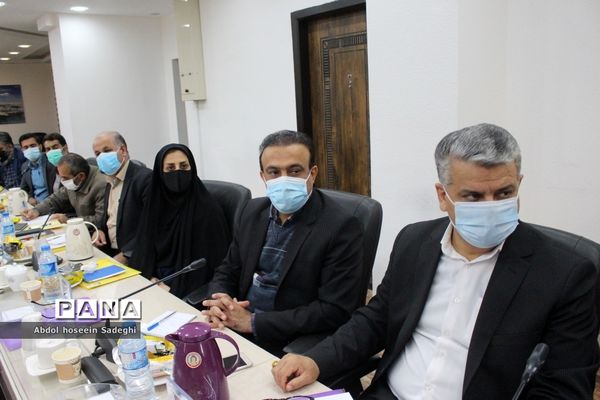 نشست هم‌اندیشی کارشناسان امور اداری آموزش و پرورش شهرستان‌ها و مناطق استان بوشهر