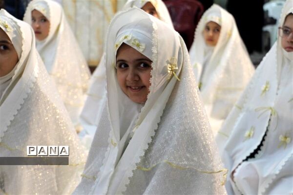 برگزاری جشن شکوفایی دختران فاطمی در آستان مقدس امامزاده محسن (ع) اصفهان