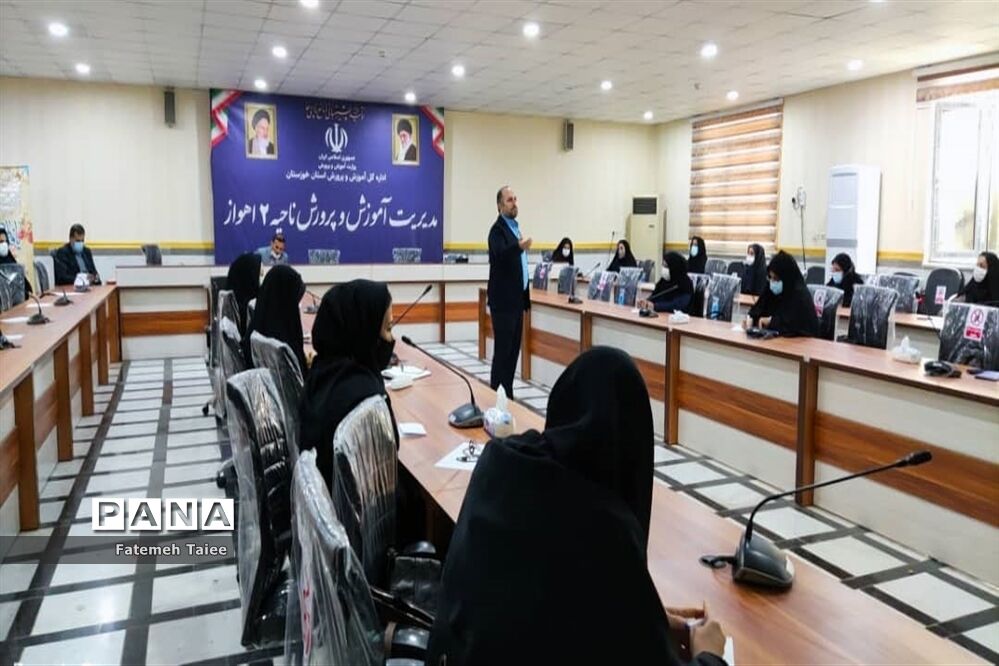 برگزاری کارگاه آموزش سواد زندگی در مسیر خوب زیستن در زندگی مشترک در ناحیه ۲ اهواز