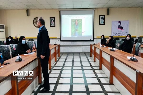 برگزاری کارگاه آموزش سواد زندگی در مسیر خوب زیستن در زندگی مشترک در ناحیه ۲ اهواز