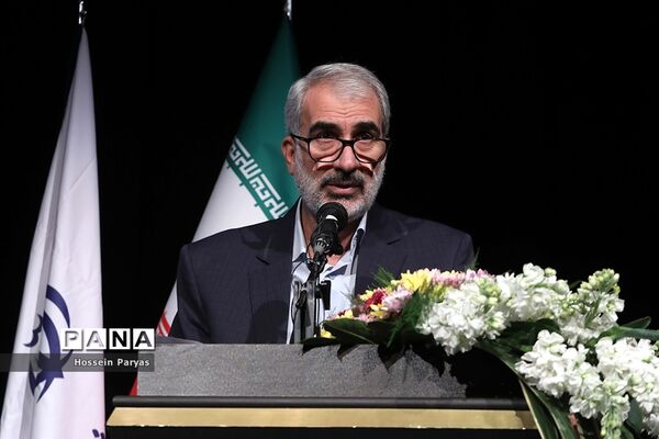 همایش بانوی خردمند