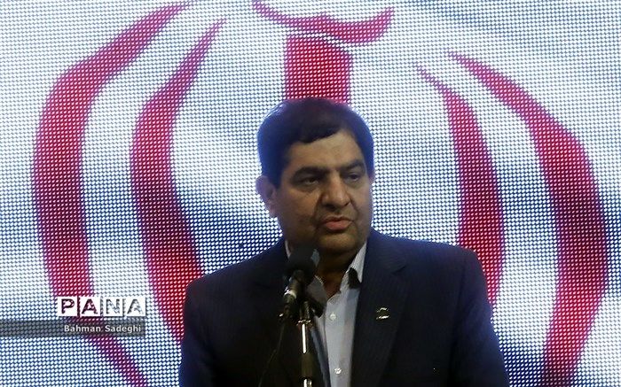 محور برنامه‌ریزی برای احیای واحدهای اقتصادی تعطیل و نیمه تعطیل باید مردم باشند