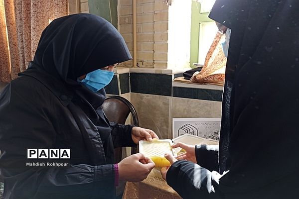 برگزاری جشن روز مادر در دبیرستان نرجسیه