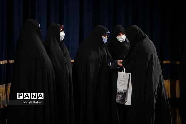 مراسم بزرگداشت روز زن در تالار وحدت