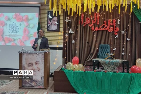 جشن میلاد حضرت زهرا(س) و گرامیداشت مقام مادر در هنرستان صباری
