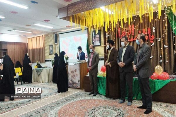 جشن میلاد حضرت زهرا(س) و گرامیداشت مقام مادر در هنرستان صباری