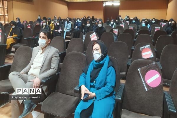 برگزاری یازدهمین انتخابات مجلس دانش‌آموزی در ناحیه 4 شیراز