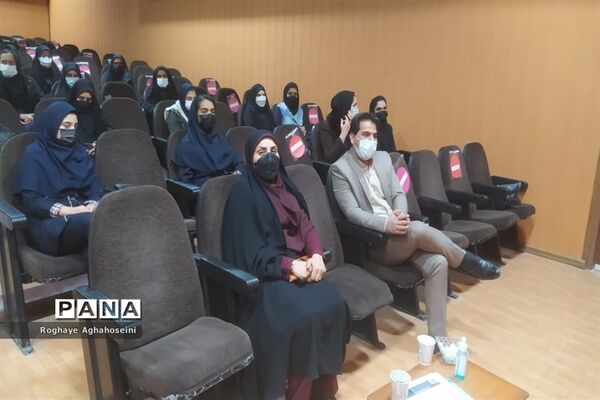 برگزاری یازدهمین انتخابات مجلس دانش‌آموزی در ناحیه 4 شیراز