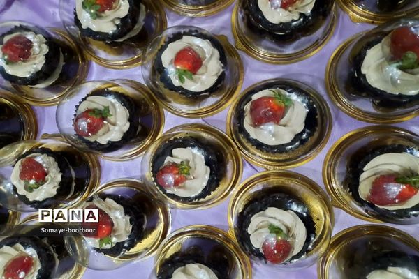 خلعت زیبای تکلیف بر قامت دختران پاکدشتی