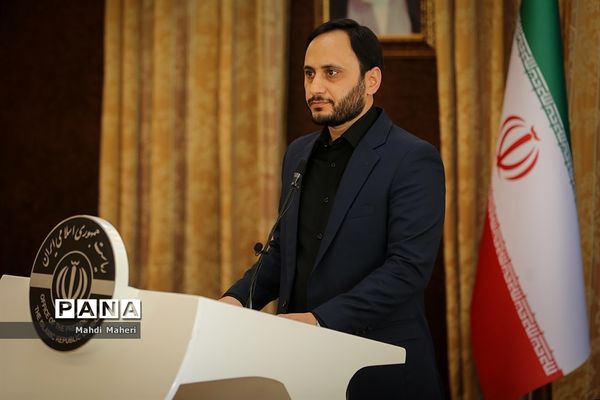 نشست خبری سخنگو‌ی دولت