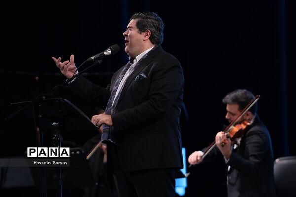 کنسرت سالار عقیلی در تالار وحدت