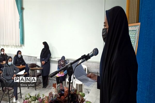 برگزاری جشن‌ فاطمی در دبیرستان شاهد مطهره