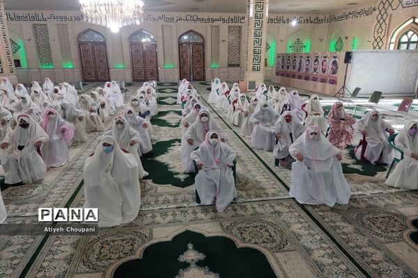 برگزاری جشن تکلیف دختران مدرسه شهید آتوت منطقه ۱۴