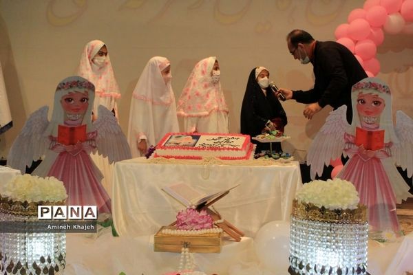 هشتمین جشن تکلیف دختران امام علی (ع) در بوشهر
