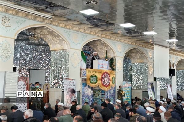 برپایی نماز جمعه کاشمر در جوار امامزاده سید حمزه (ع)