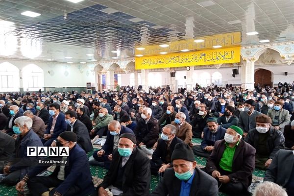 برپایی نماز جمعه کاشمر در جوار امامزاده سید حمزه (ع)