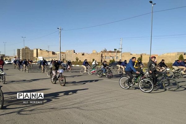 همایش دوچرخه سواری در قم