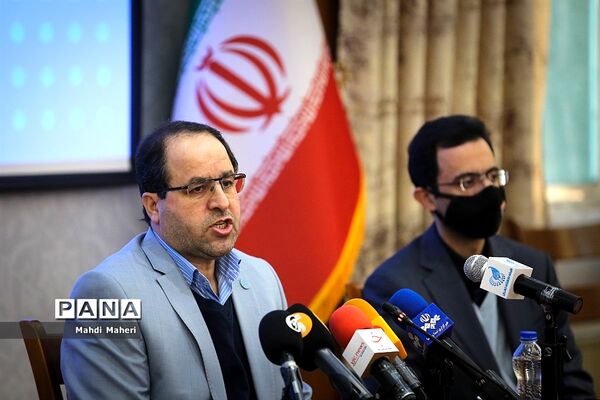 نشست خبری رئیس دانشگاه تهران